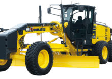 Grejderi Komatsu GD675-5