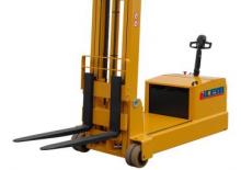Hodajući viličar Icem CTS 30-352