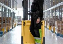 Hodajući viličar Caterpillar NSF12N3IS