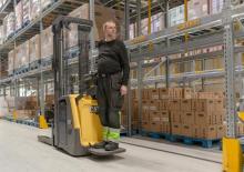 Hodajući viličar Caterpillar NSF12N3R