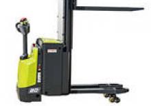 Hodajući viličar Clark SX 12