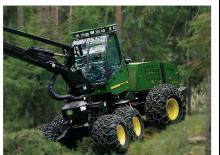 Kombajni John Deere 1070 D