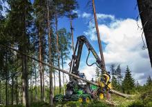 Kombajni John Deere 1270 G