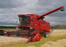 Kombajni Case IH 525 B2