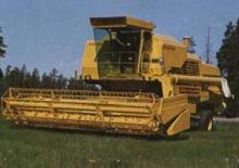 Kombajni Ford-NH 8055