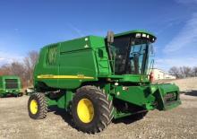 Kombajni John Deere 9560 HM