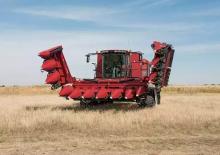 Kombajni berači kukuruza Case IH 4412 Narrow Row 