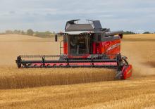 Kombajni Massey Ferguson Beta 7360