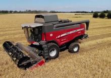 Kombajni Massey Ferguson Beta 7360