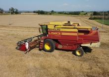 Kombajni New Holland L 523 Integr.
