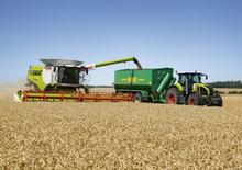 Kombajni Claas Lexion 740