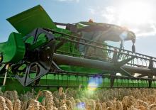 Kombajni John Deere S 690
