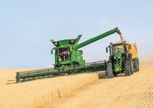 Kombajni John Deere S770 