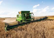 Kombajni John Deere T 560 i HM