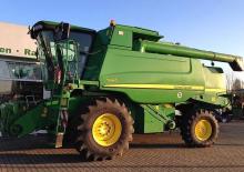 Kombajni John Deere T 660 HM