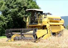 Kombajni New Holland TC 54 HT D