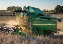 Kombajni John Deere W 540 HM