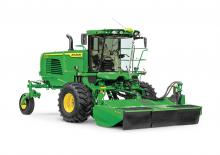 Kombajni John Deere W200M