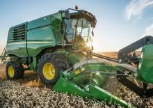 Kombajni John Deere W550