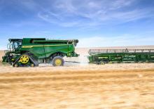 Kombajni John Deere X9 1100  
