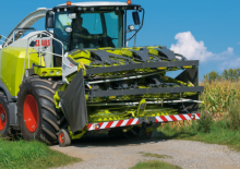 Kombajni za kukuruz Claas Orbis 900
