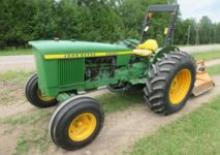 Kompaktni pomoćni traktori John Deere 2030
