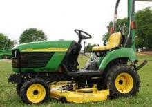 Kompaktni pomoćni traktori John Deere 2210