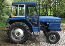 Kompaktni pomoćni traktori Leyland 245