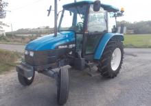 Kompaktni pomoćni traktori New Holland 4635
