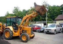 Kompaktni pomoćni traktori Massey Ferguson 60H