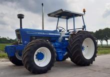 Kompaktni pomoćni traktori Ford-NH 6600