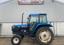 Kompaktni pomoćni traktori Ford-NH 6640
