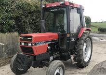 Kompaktni pomoćni traktori Case IH 785 XL