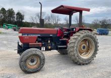 Kompaktni pomoćni traktori Case IH 895