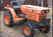 Kompaktni pomoćni traktori Kubota B5200