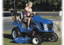 Kompaktni pomoćni traktori New Holland Boomer TZ25DA