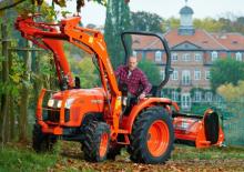 Kompaktni pomoćni traktori Kubota L1421 DHW