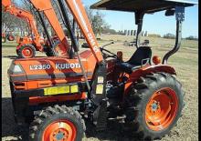 Kompaktni pomoćni traktori Kubota L2350