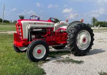 Kompaktni pomoćni traktori Ford-NH Powermaster 861