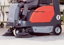 Kompaktni strojevi za čišćenje Hako Sweepmaster D 1200 RH