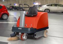 Kompaktni strojevi za čišćenje Hako Sweepmaster P 900 R