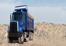 Krute šasije Freightliner 108SD 156 Crew Cab Cummins B6.7