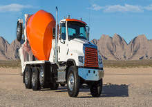 Krute šasije Freightliner 114SD 140 Extended Detroit DD8