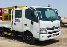 Krute šasije Hino 300 915 LWB Crew Cab 4x2