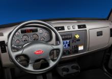 Krute šasije Peterbilt 325 PACCAR PX-7