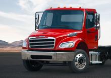 Krute šasije Freightliner M2 106 48 Crew Cab Detroit DD8