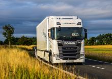 Krute šasije Scania R 560 8x4