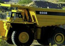 Kruti kiperi kamioni Komatsu 930-E4
