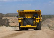 Kruti kiperi kamioni Komatsu 930E