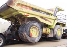 Kruti kiperi kamioni Euclid Hitachi EH 700